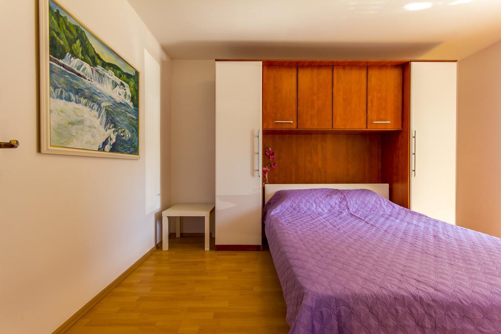 Apartments Alba Fažana Eksteriør bilde
